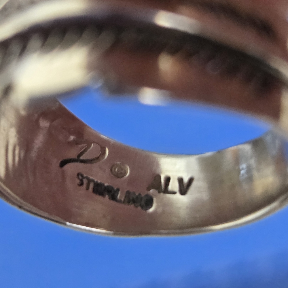 Joe Delgarito Sterling Silver Vintage Navajo Adjust Size 8 Feather Ring Signed - Picture 2 of 6